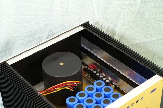 Verstärker Gehäuse